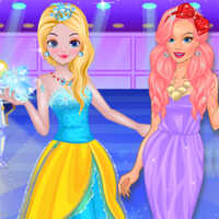 Blonde Vs Readhead Fashion Show